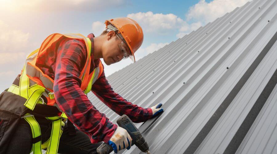GAF certified roofer in Parkersburg, IA